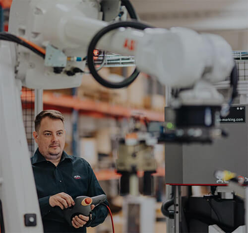 Sejfo-Fabriksautomation-Hantering med robot